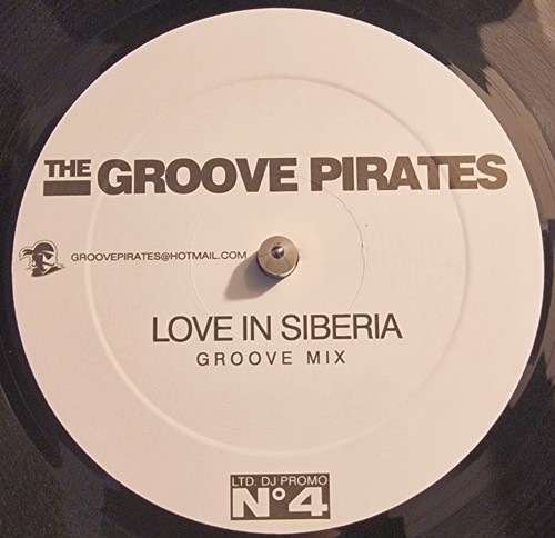 The groove pirates love in - the,